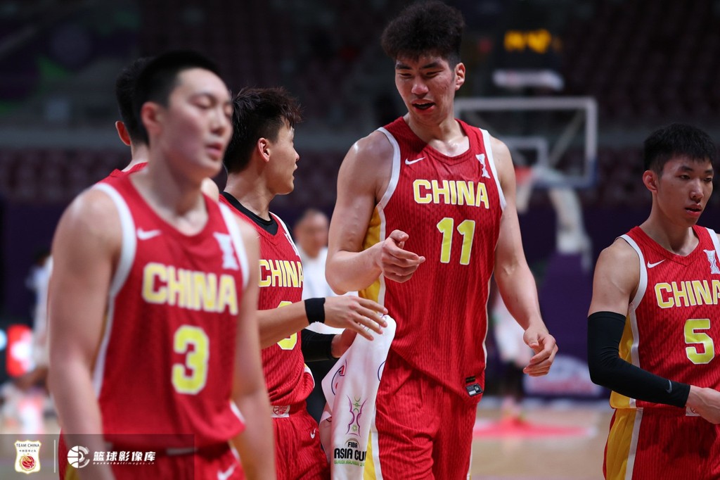 媒体人:一开始觉得保八争四 要给中国男篮说对不起 抱歉低估你们